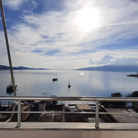 Seaview Detjoni Apartamento