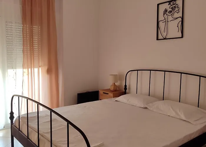 Apartment Seaview Detjoni Sarandë