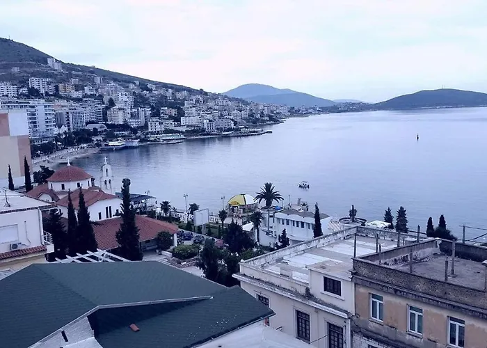 Seaview Detjoni Apartment